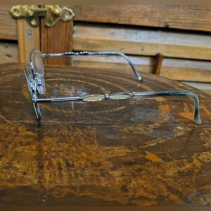 Liz Claiborne Vintage Silver and Mother Of Pearl Detail Frame Glasses